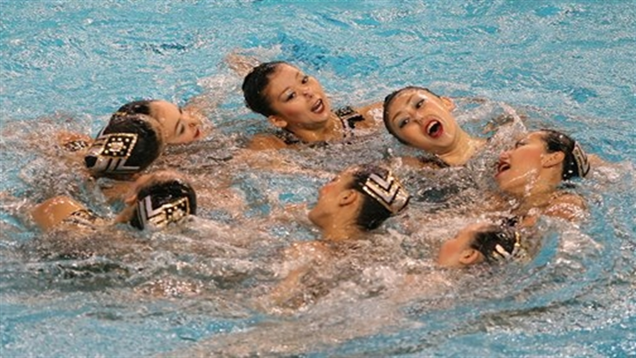 体坛名场面|2024年世界泳联世锦赛,中国花游宛如神一般的存在,直接将