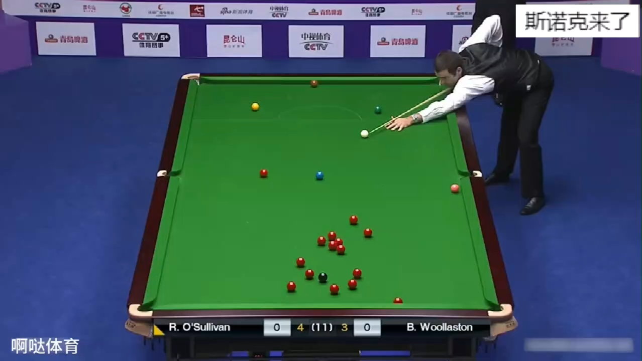 名场面,斯诺克围球天花板,奥沙利文连续10套蓝球,对手直呼不可思议