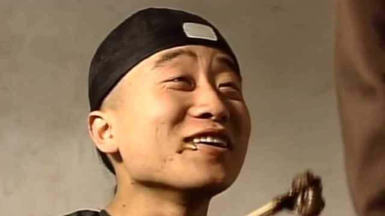 刘安偷吃芝麻糖酱,刘墉却说看着像吃屎_腾讯视频