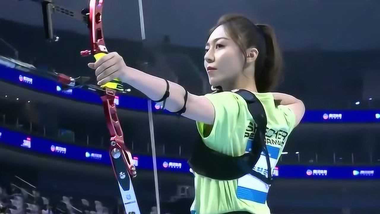 超新星全运会:黄梦莹实力射箭28环,于小彤-很稳!