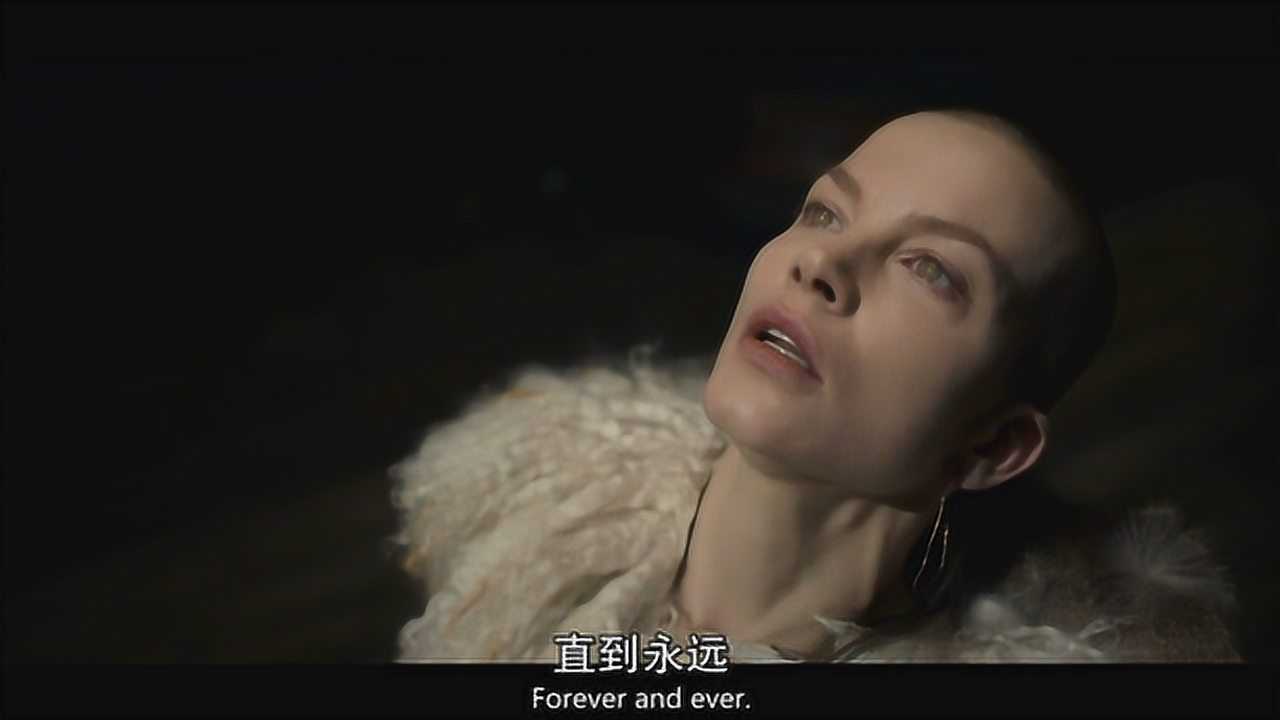 美剧看见see女王祈祷片段