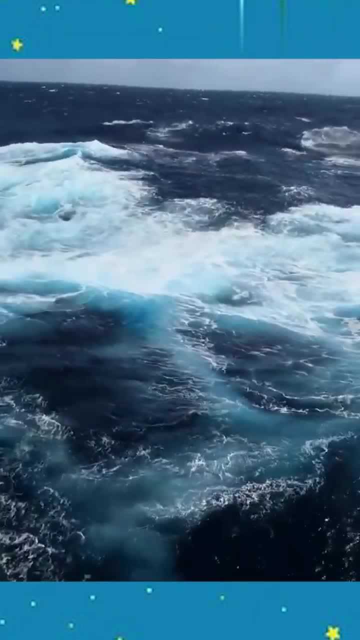 轮船航行深海这就是万吨巨轮的实力深海恐惧症慎入