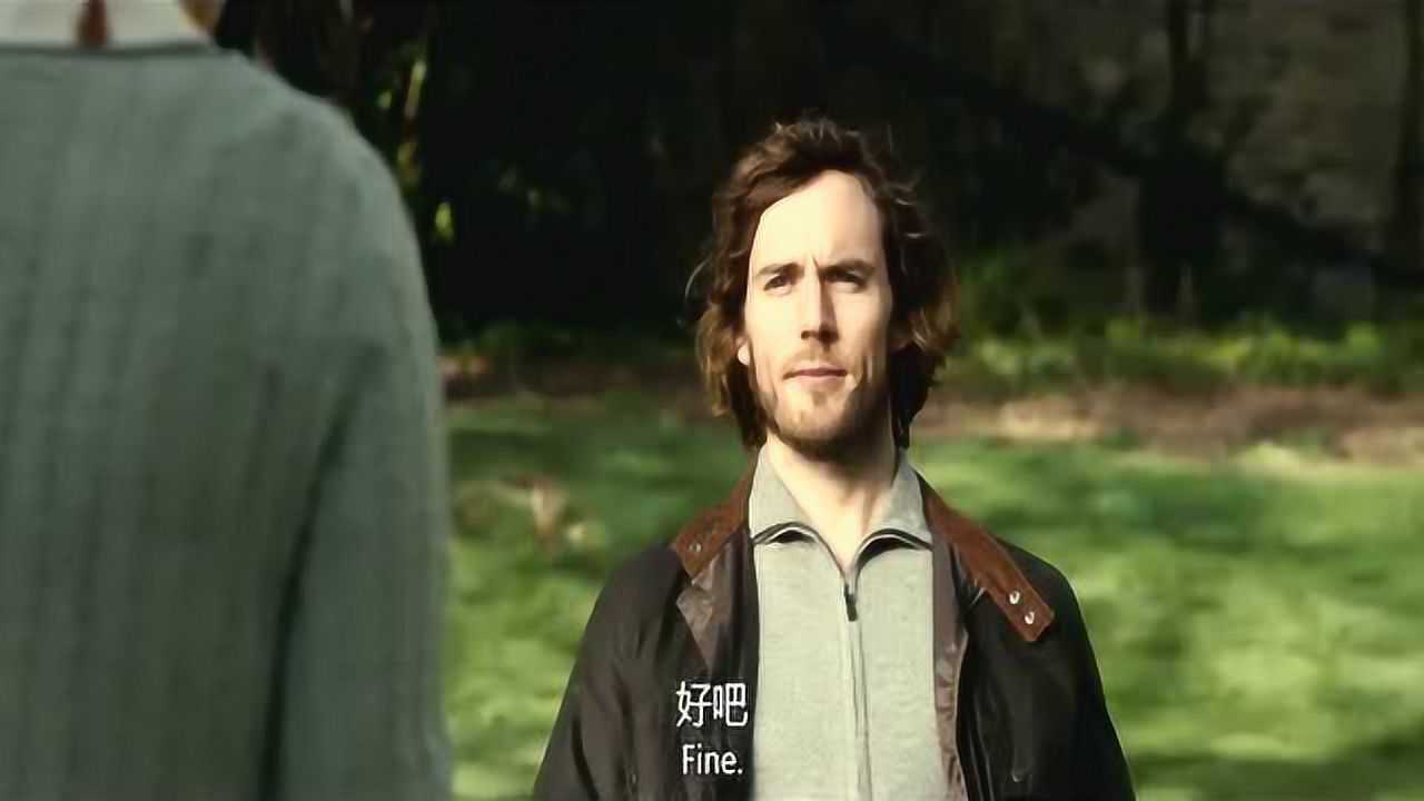 遇见你之前威尔居然同意路易莎给他刮胡子真是太阳从西边出来了