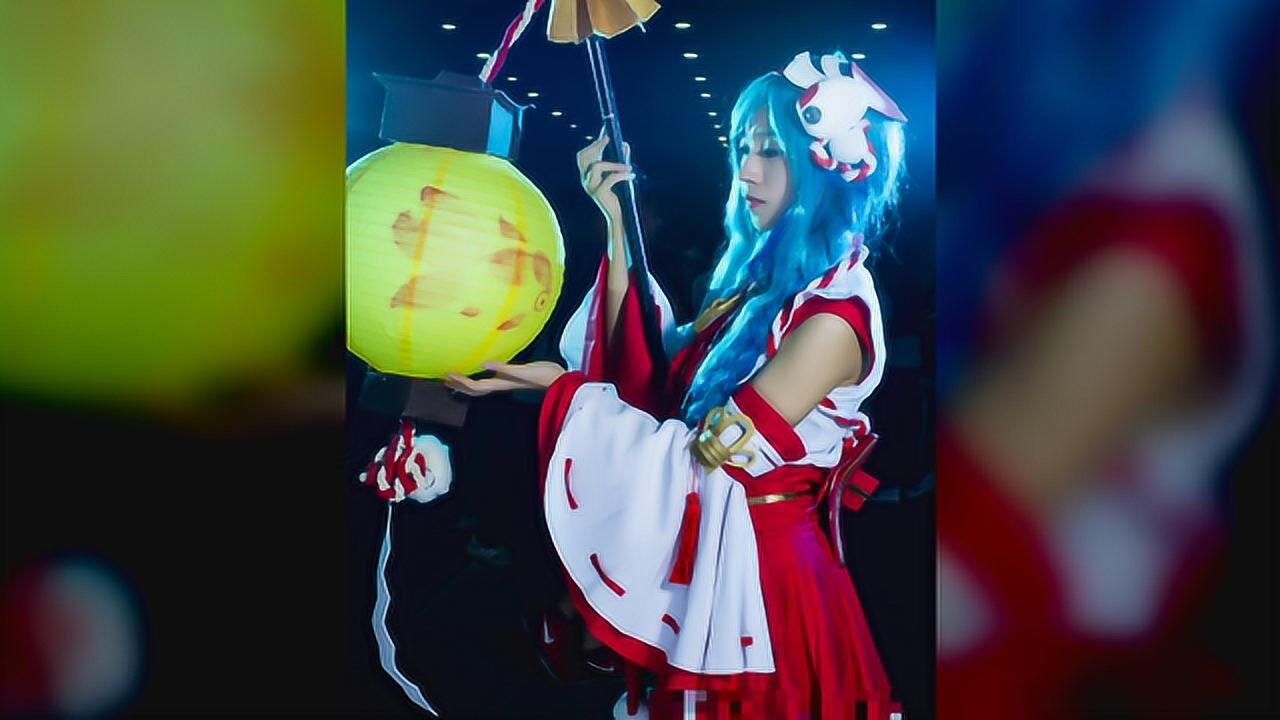 cosplay《王者荣耀》游戏人物大乔,清新淡雅的蓝头发小姐姐