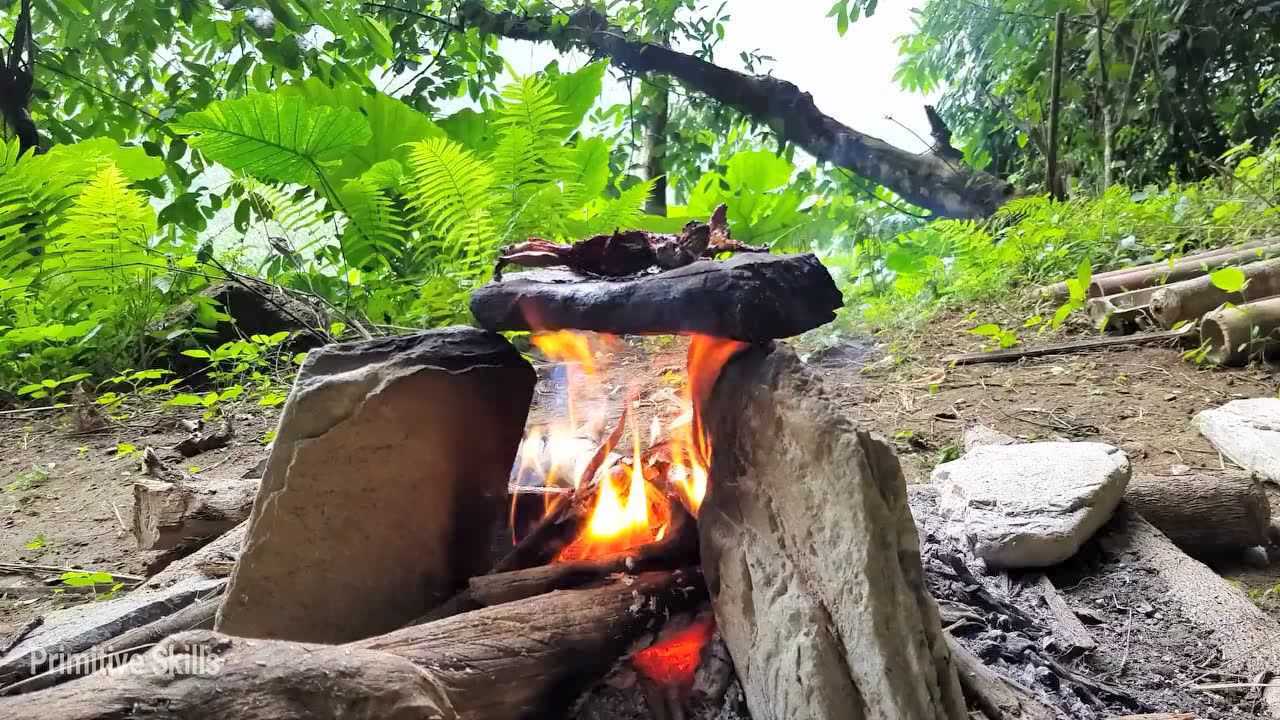 《原始技能》越南小哥趙輝路(第20集)石板烹製食物