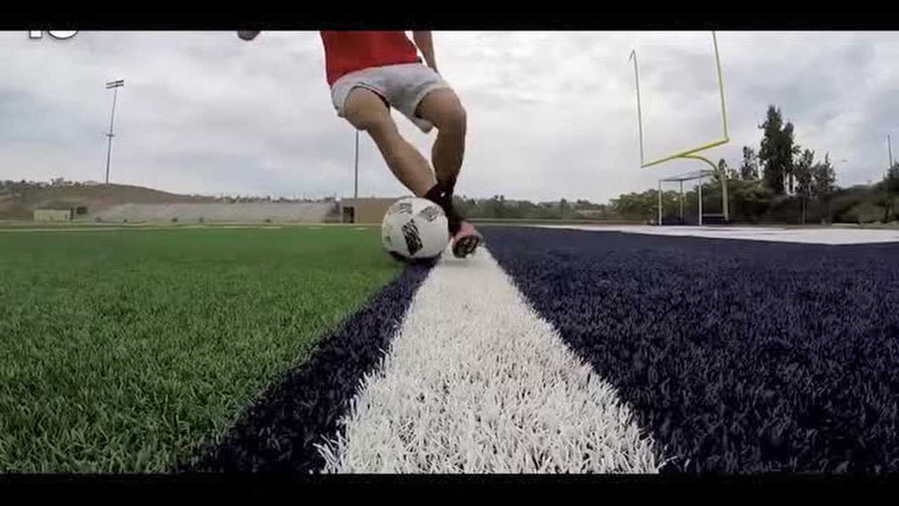 足球教学之盘带运球训练 训练足球运动的24个基本动作教学!