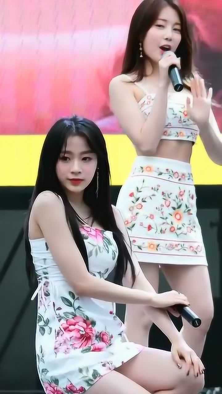 韩国女团也太大胆了，在舞台上竟然想掀裙子高清1080p在线观看平台腾讯视频 
