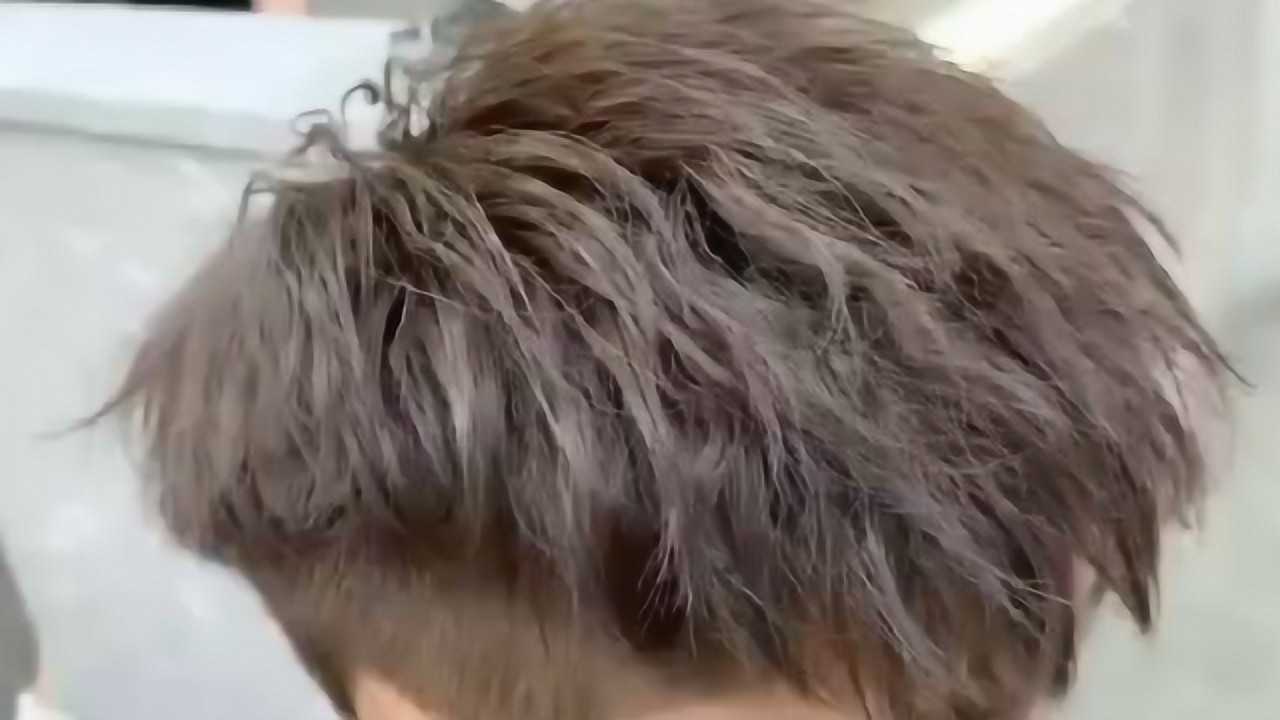 男生们都把持不住的时尚发型,这个蜜茶色也太好看了吧!