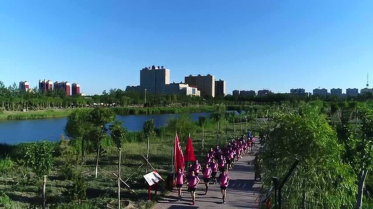 盐百集团助力盐山跑团一路向前!