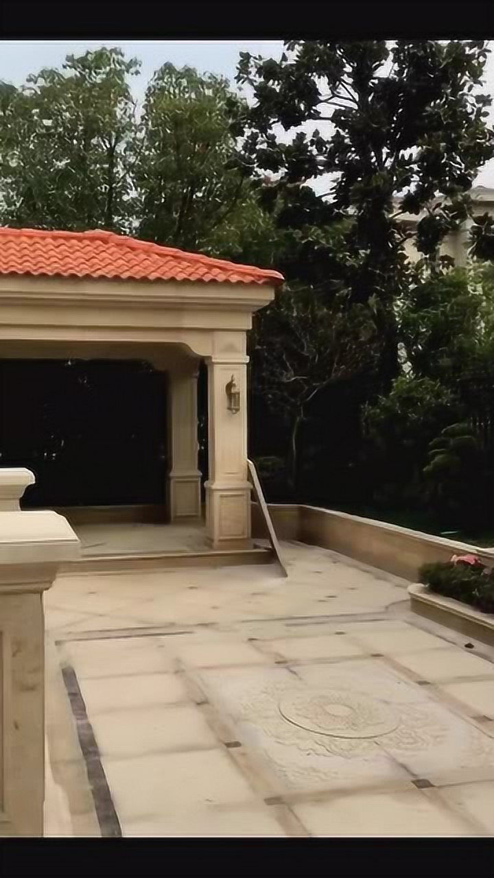 张艺谋在香港的顶级豪宅!和刘德华是邻居,网友:不愧是大导演!