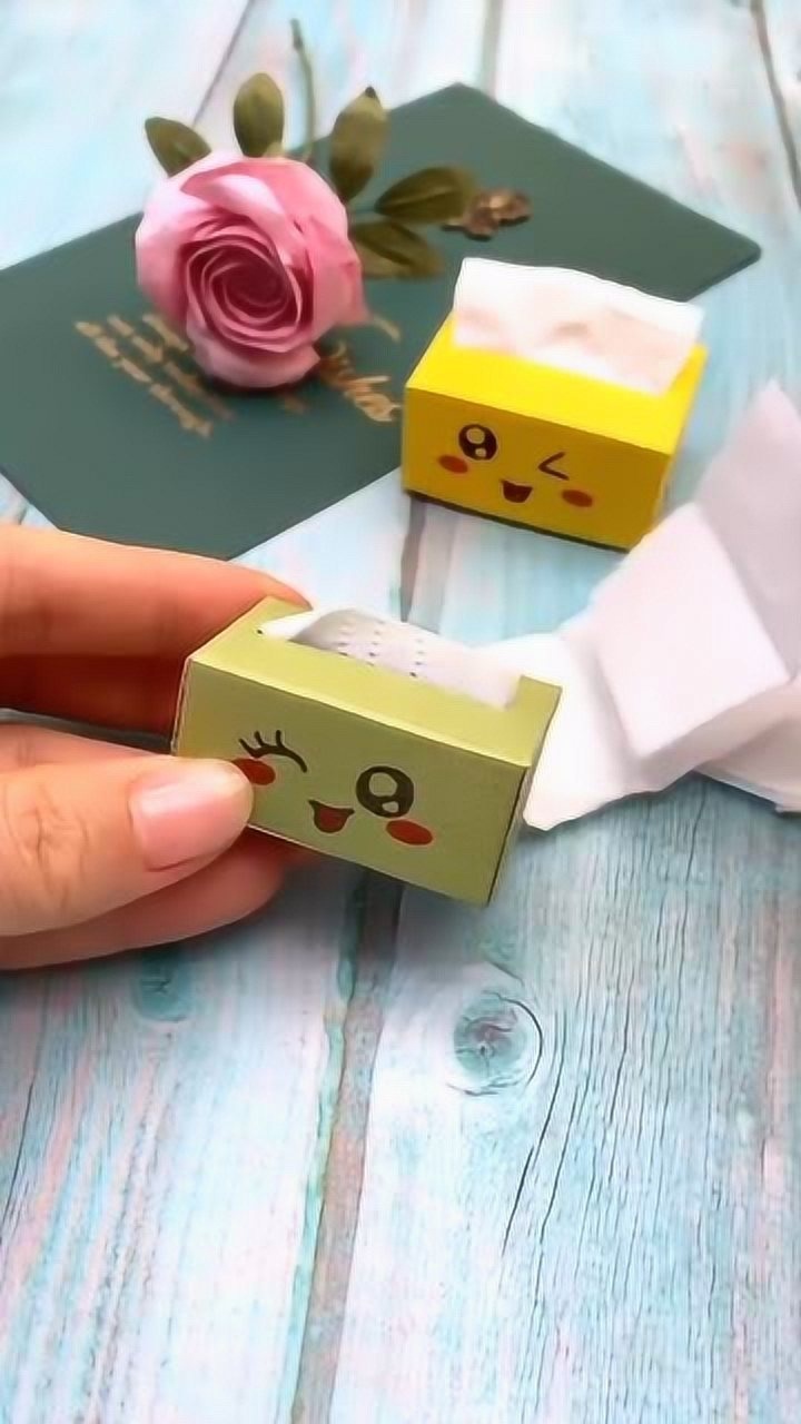 萌萌的迷你抽纸盒!加上表情更可爱了呀!迷你手工