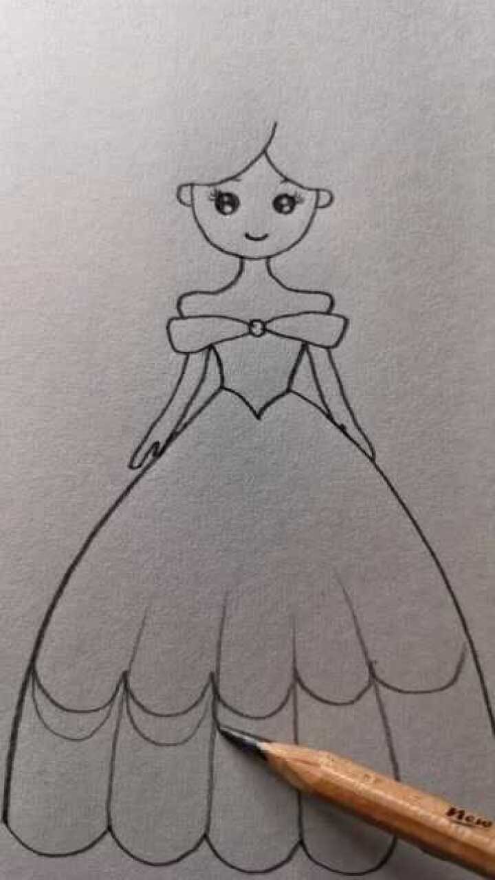 教你三两笔画个小公主,可爱又好看,小朋友最喜欢了