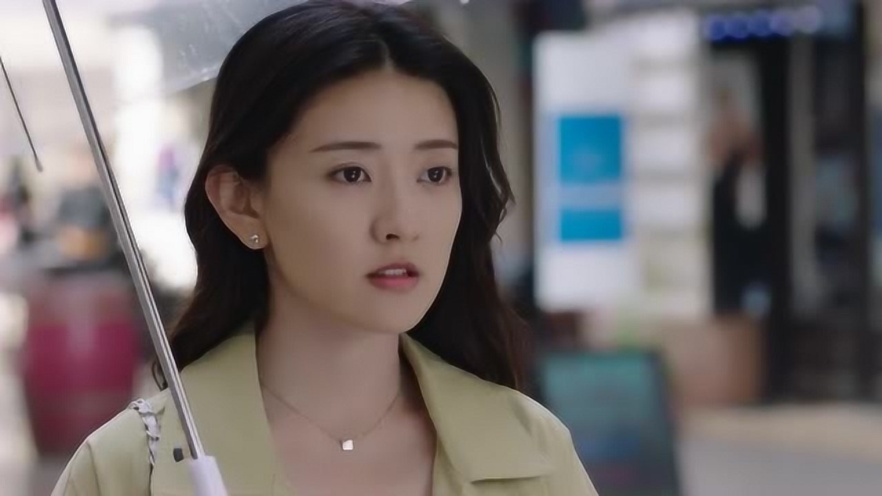 《你是我的命中注定》陈嘉欣要开始搞事业了,这几套衣服真好看