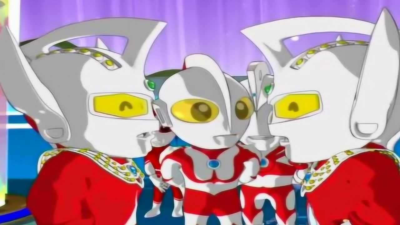 同时出现两个泰罗奥特曼,赛文先发现他们的不同,初代看不出来