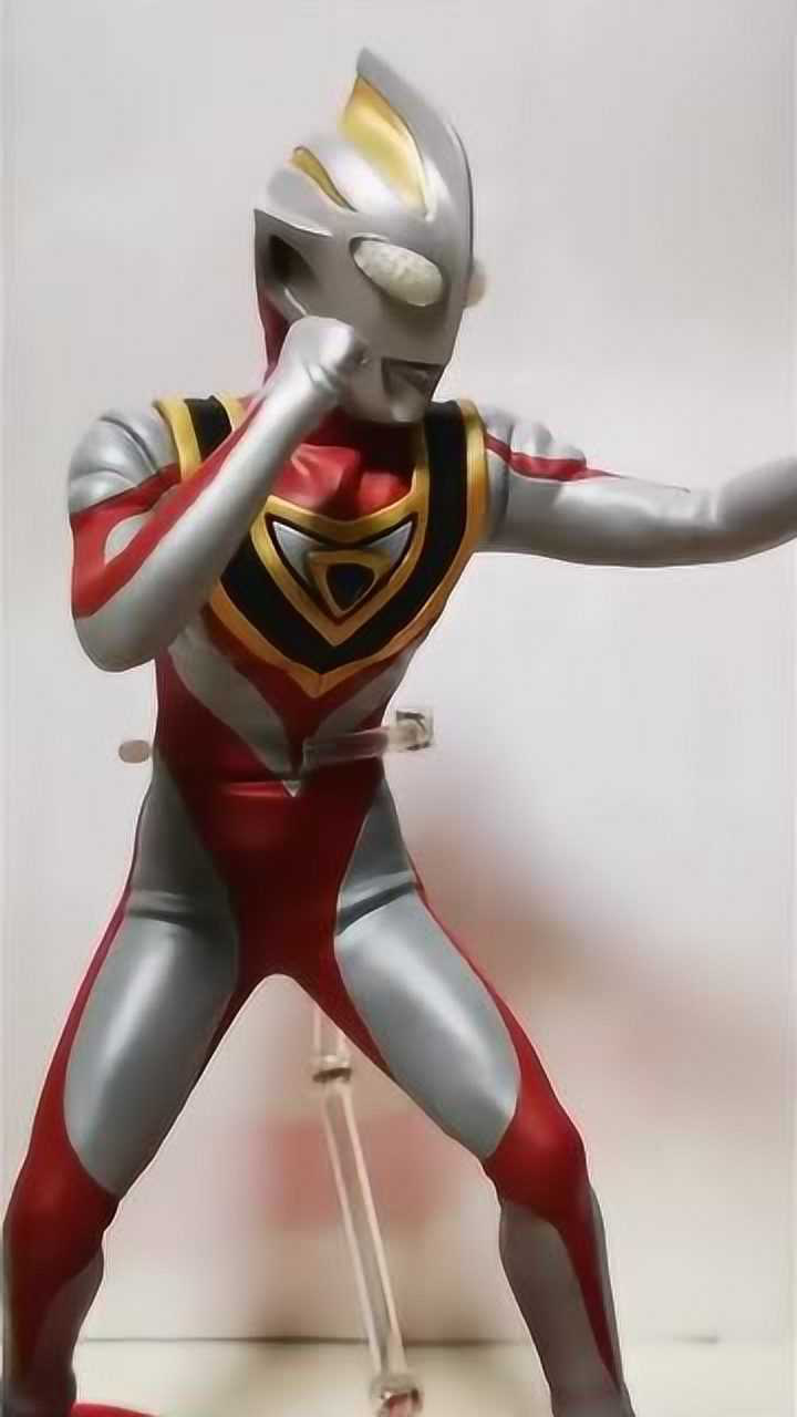 老婆送的生日礼物盖亚奥特曼的手办就问你们眼红吗