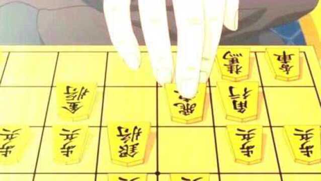 三月的狮子:千里迢迢过来就为陪你下棋,看着很暖心的画面哦