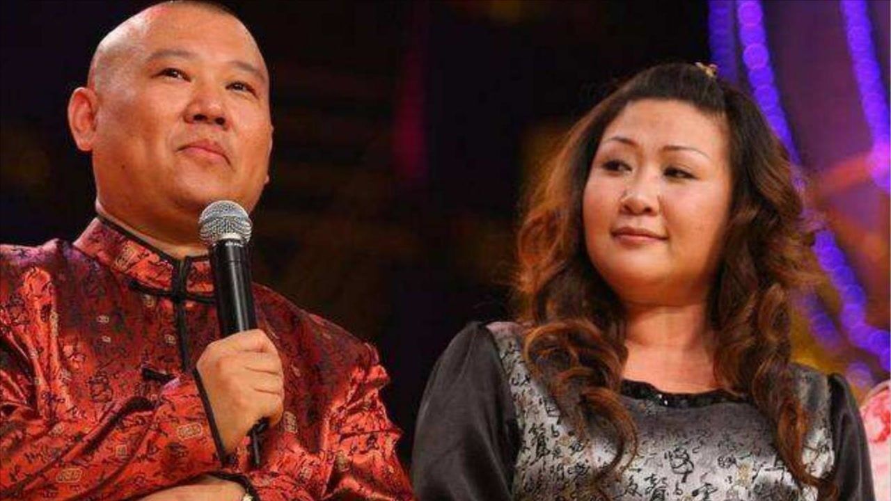 郭德纲真疼老婆王惠讲述老郭追求她的过程英达没忍住调侃