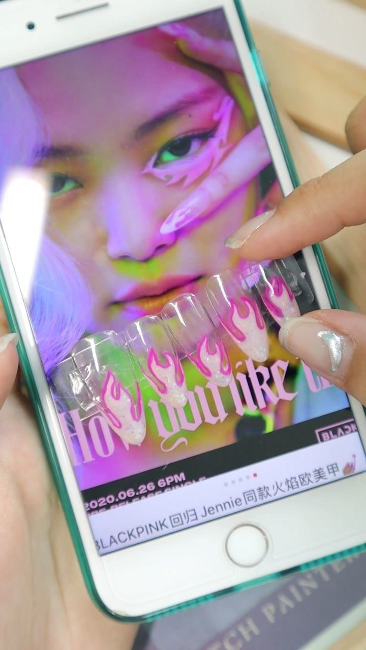 blackpink jennie同款火焰美甲