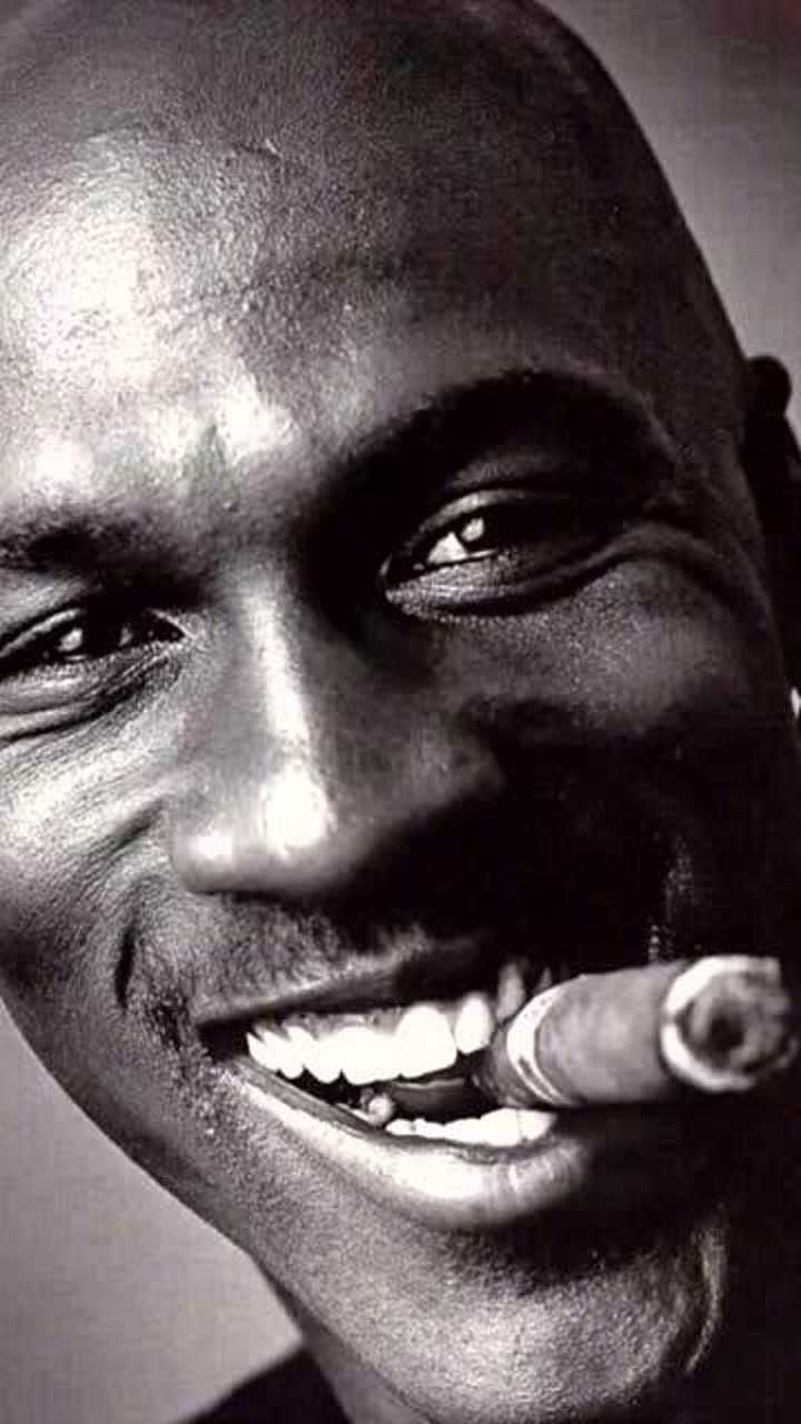 nba球星黑白壁纸来袭科比吸烟简直帅呆了