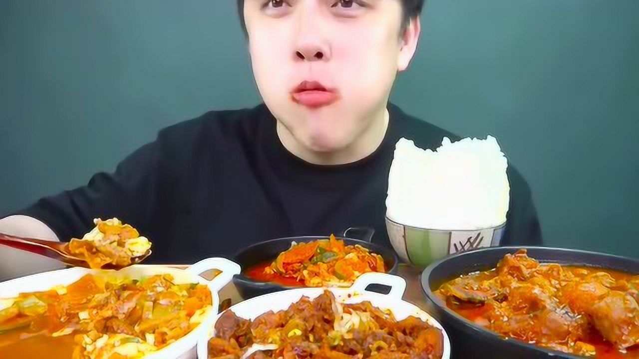 深渊巨口南瓜排骨豆腐猪肉大口吃真满足韩国大胃王吃播