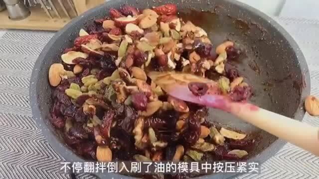 你知道新疆有名的切糕为什么卖这么贵吗,原来是这个原因