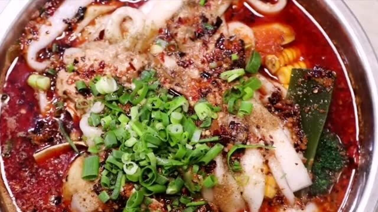 爱吃麻辣手擀粉的老铁们在哪里?