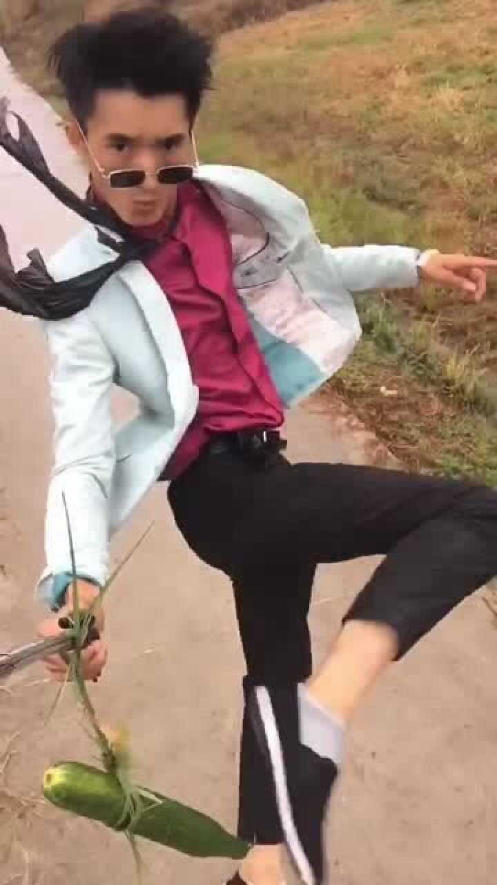 原创脚艺人气质卡点甩腿