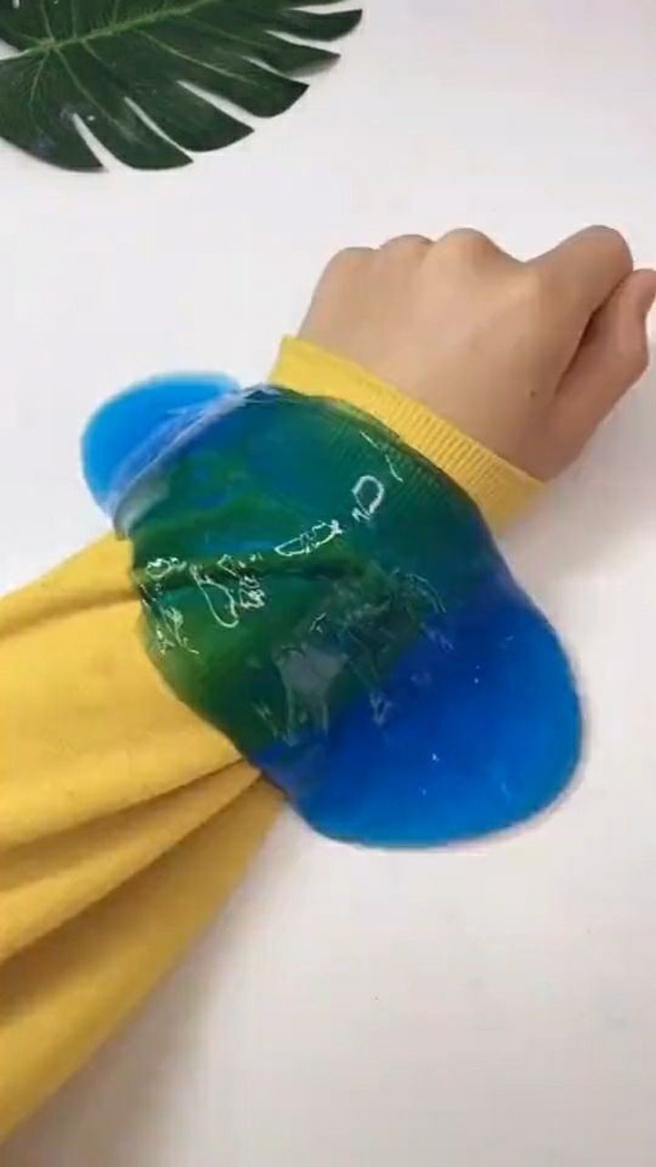 不粘衣服的假水,就像果冻一样,赶紧制作起来吧