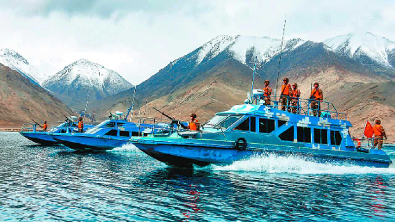 大好河山,寸土不让!实拍"西海舰队"官兵巡逻班公湖宣誓主权!