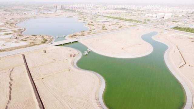 「航拍」建设中的民勤东湖体育公园