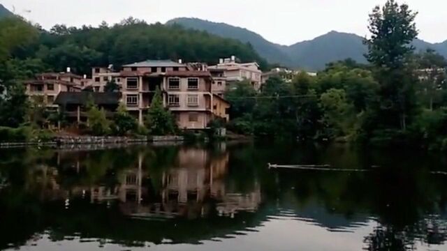 水光山色一壶春——郑家大院