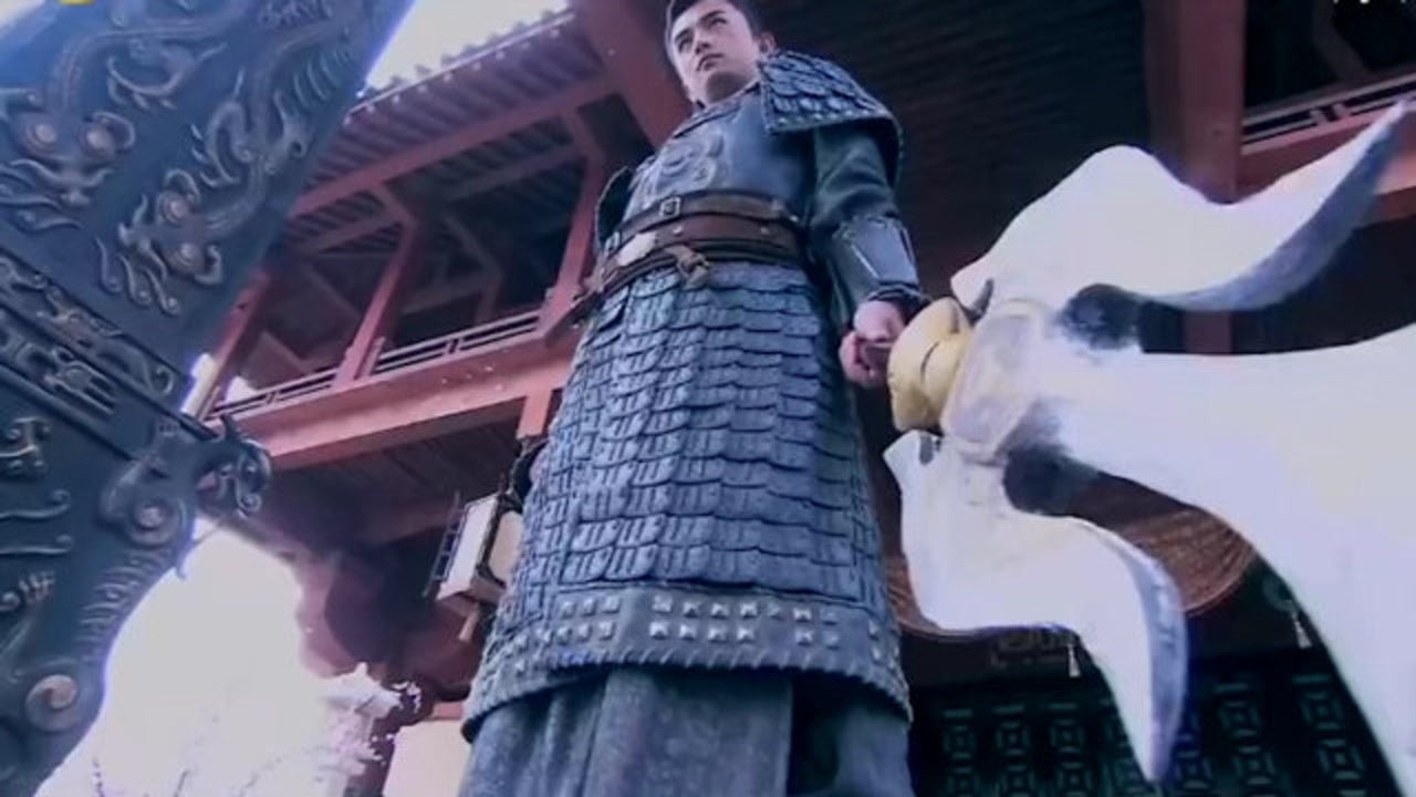 西府赵王李元霸大闹行宫,碰上劲敌宇文成都,大战一触即发