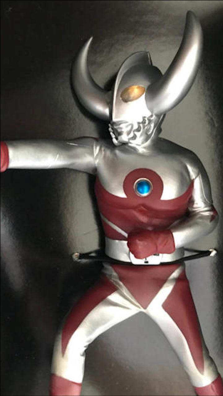 奥特之父被贝利亚打败,其实不是奥特之父老了,是年轻人变强了