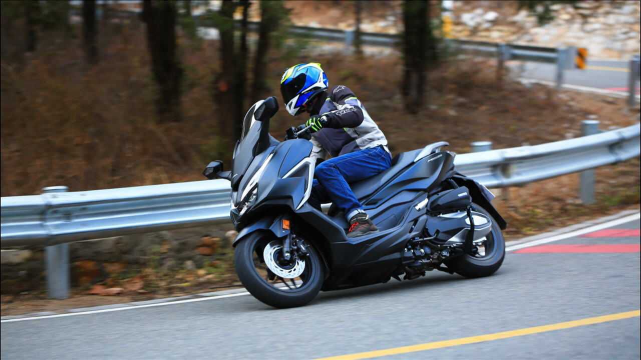 车评试驾hondanss350精品踏板应有的样子