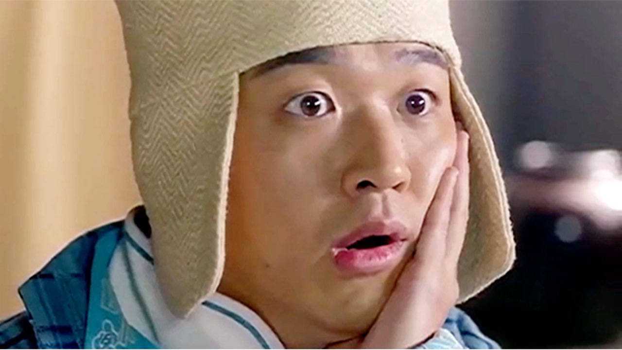 这个是顶花带刺绿色带弯的水嫩小黄瓜!