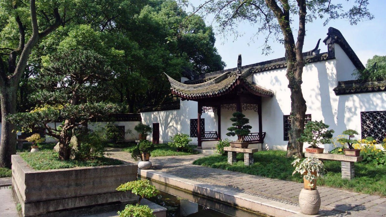 醉白池具有宋代早期的风格 是上海五大园林之一