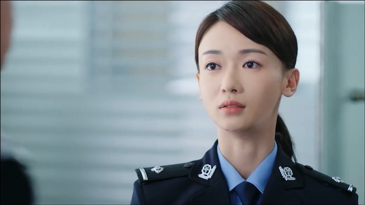 幸福还会来敲门女警梦想当刑警可干了5年还是片警委屈的哭了