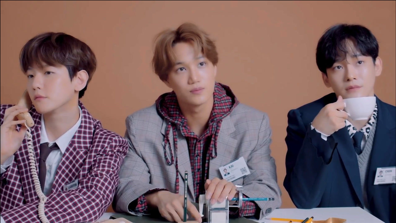 exo 2021官方台历拍摄花絮视频公开,哥哥们太帅了