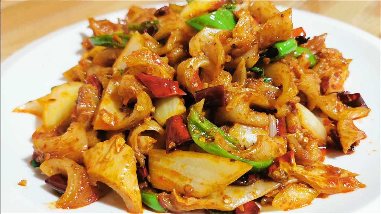 筋皮在家像我这样做,香辣劲道柔软,餐桌必备好菜味道很赞