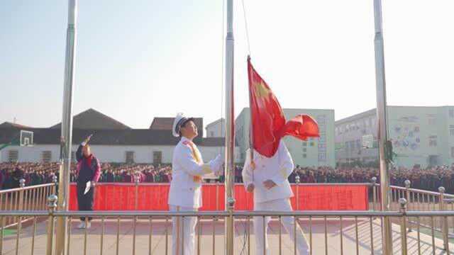 方桥小学校长访谈稿