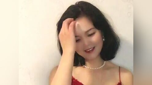 河南信阳大龄剩女邓丽君模仿者!