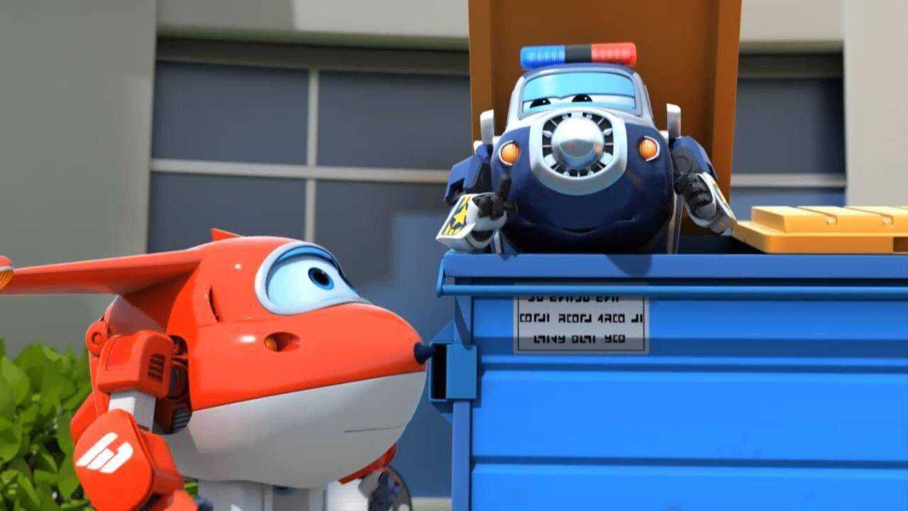 超级飞侠:包警长和贝警员玩捉迷藏,竟然躲在垃圾桶里!