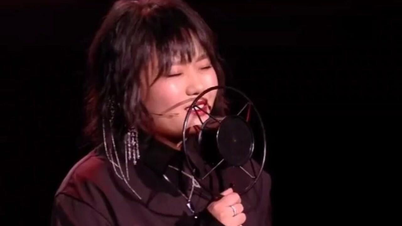 李雪琴唱歌有多好听,一开口要跪了!特务j