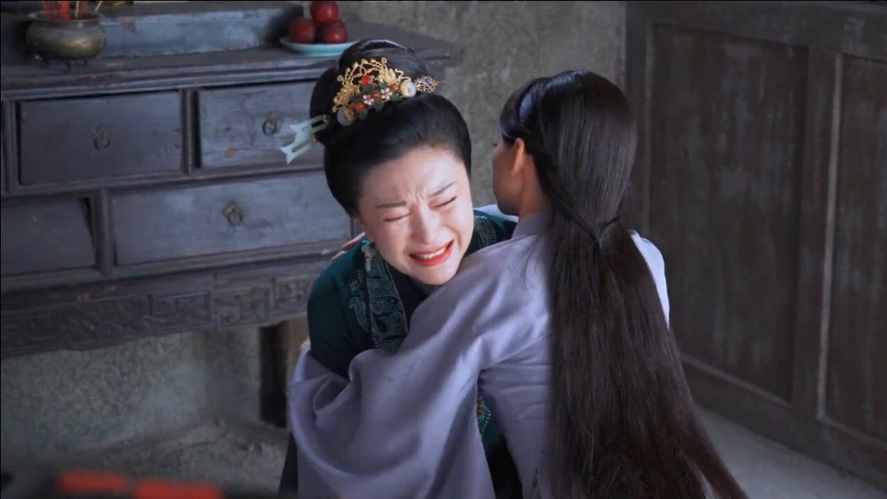 乔家勾结海盗被诛九族乔莲房素衣拆冠上刑场徐令宜亲扔刑牌