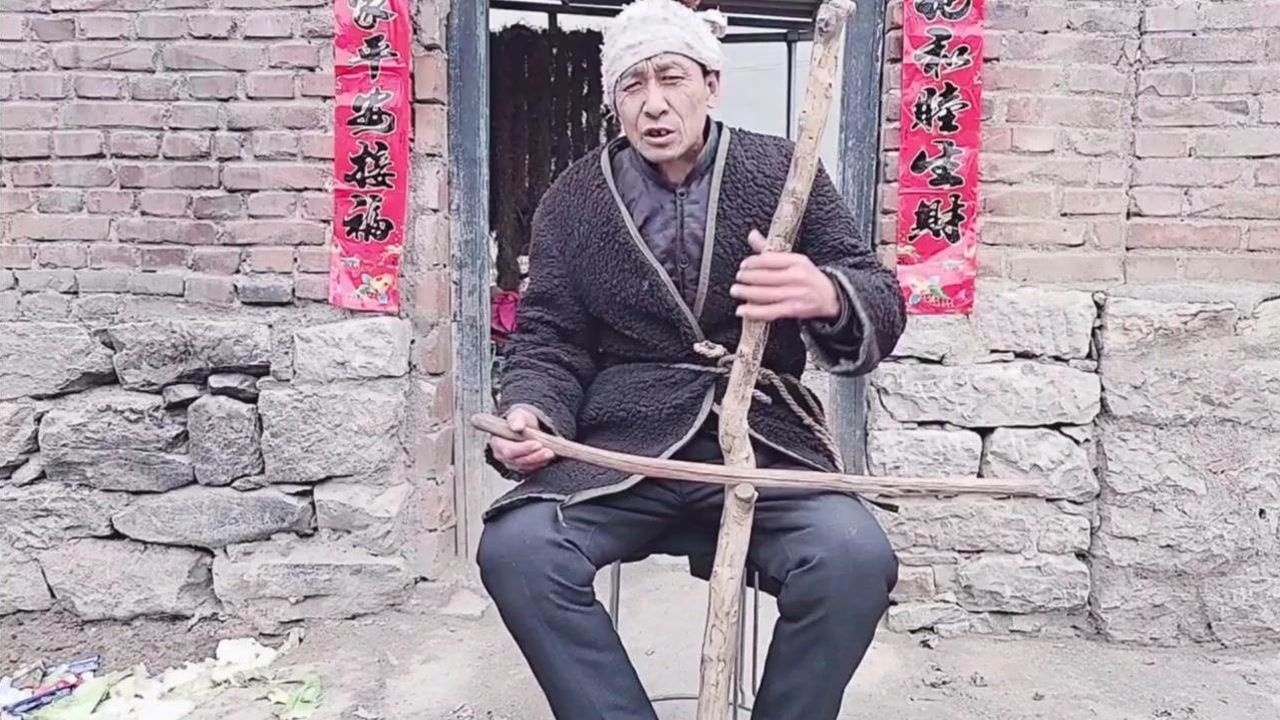 老汉演绎河南坠子吹牛下