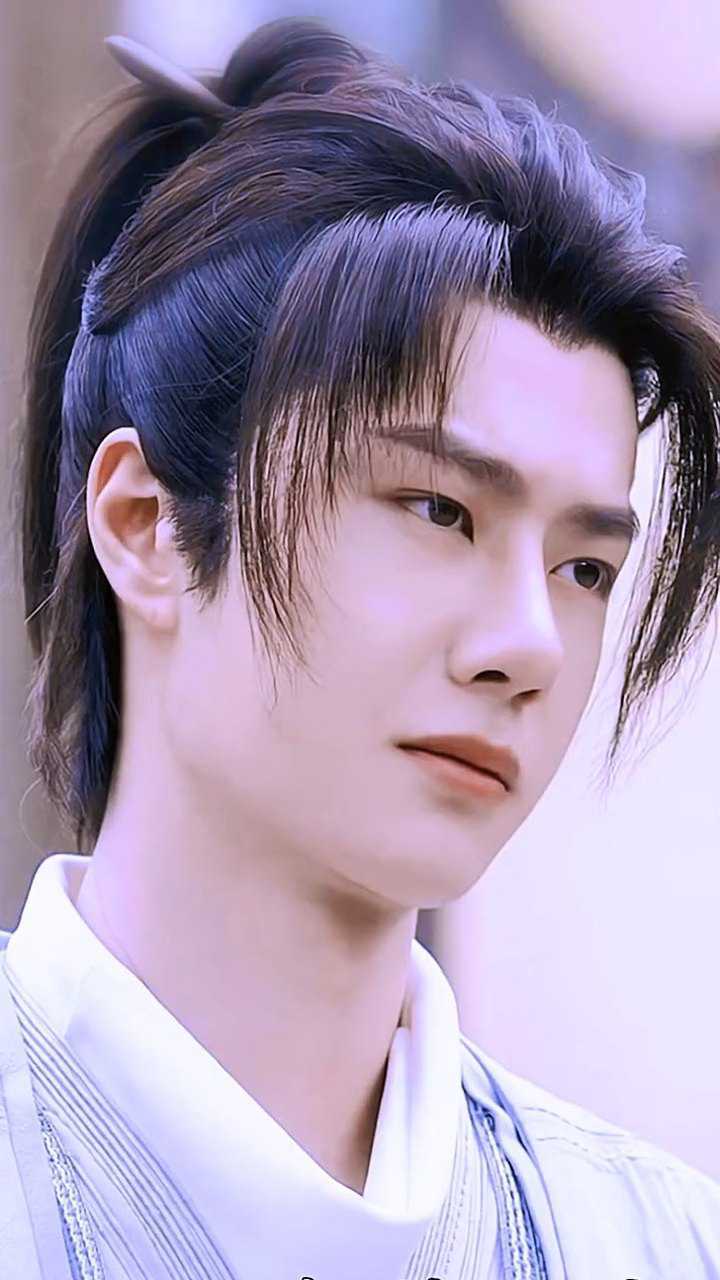 【王一博】安之的奶膘!