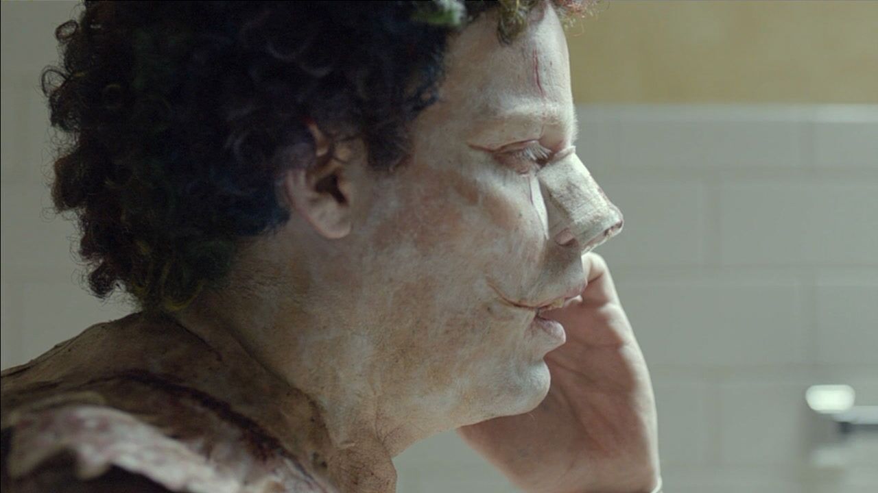 电影小丑clown小丑的衣服穿上就脱不下来