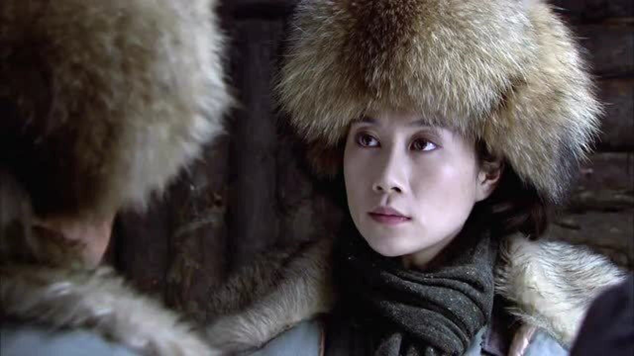 女人的抗战:叛徒归队接受部队的死刑,遗愿竟是要见女政委一面!