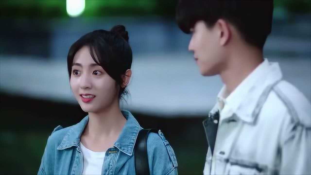 乌鸦小姐与蜥蜴先生好大一口狗粮吃的我心里很是甜蜜呢