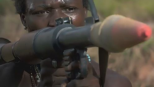 非洲最凶残的娃娃兵，手拿AK，肩扛火箭筒，狂轰滥炸，战斗力爆表！一部震撼人心的战争片《疯狗强尼》#鹅创剪辑大赏 第二阶段#